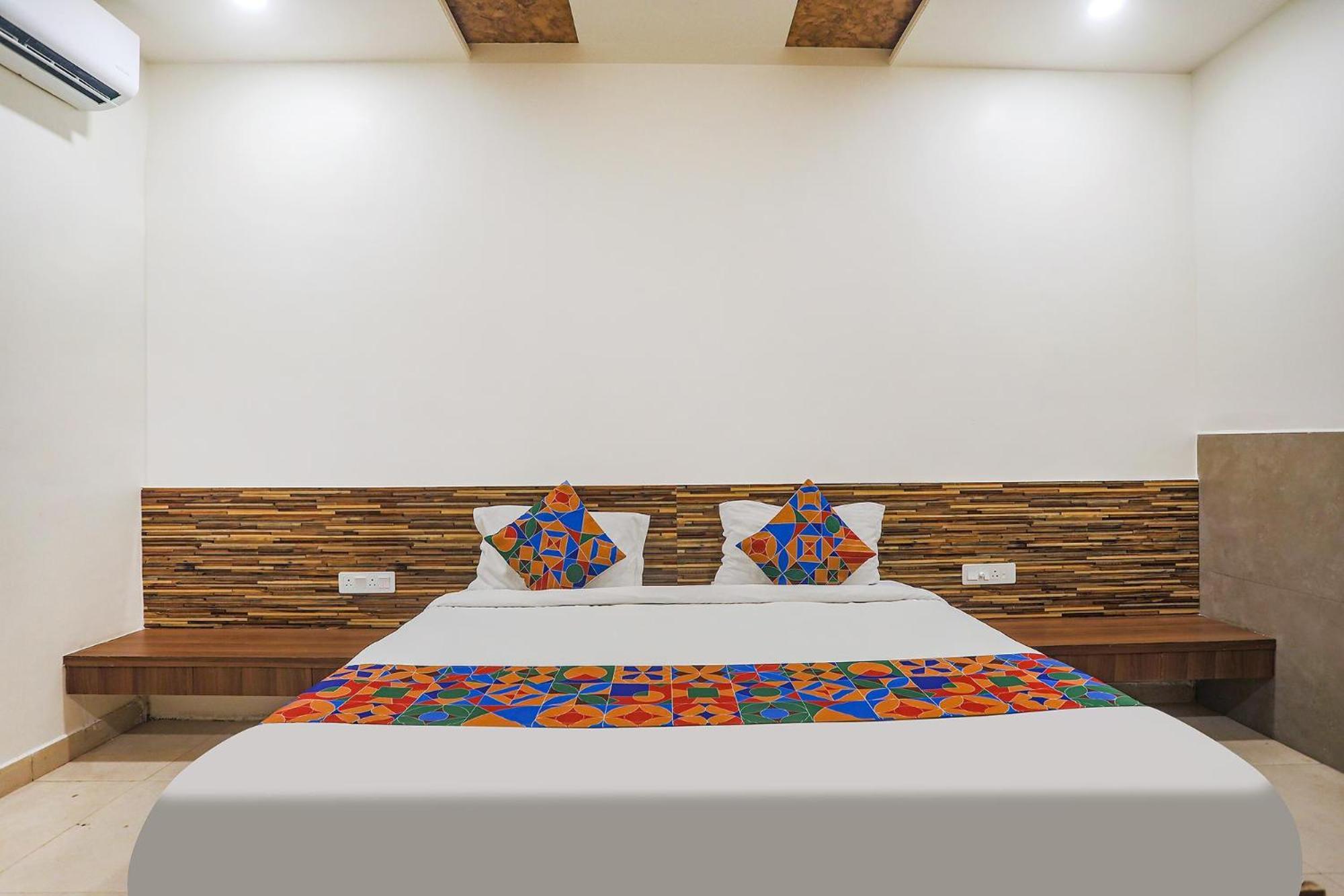 OYO Flagship 81177 Jai Mangalam Service Apartment Nagpur Bagian luar foto